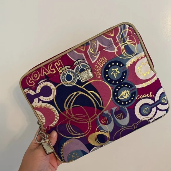 Coach Poppy Apple Tablet Case - Picture 5 of 5